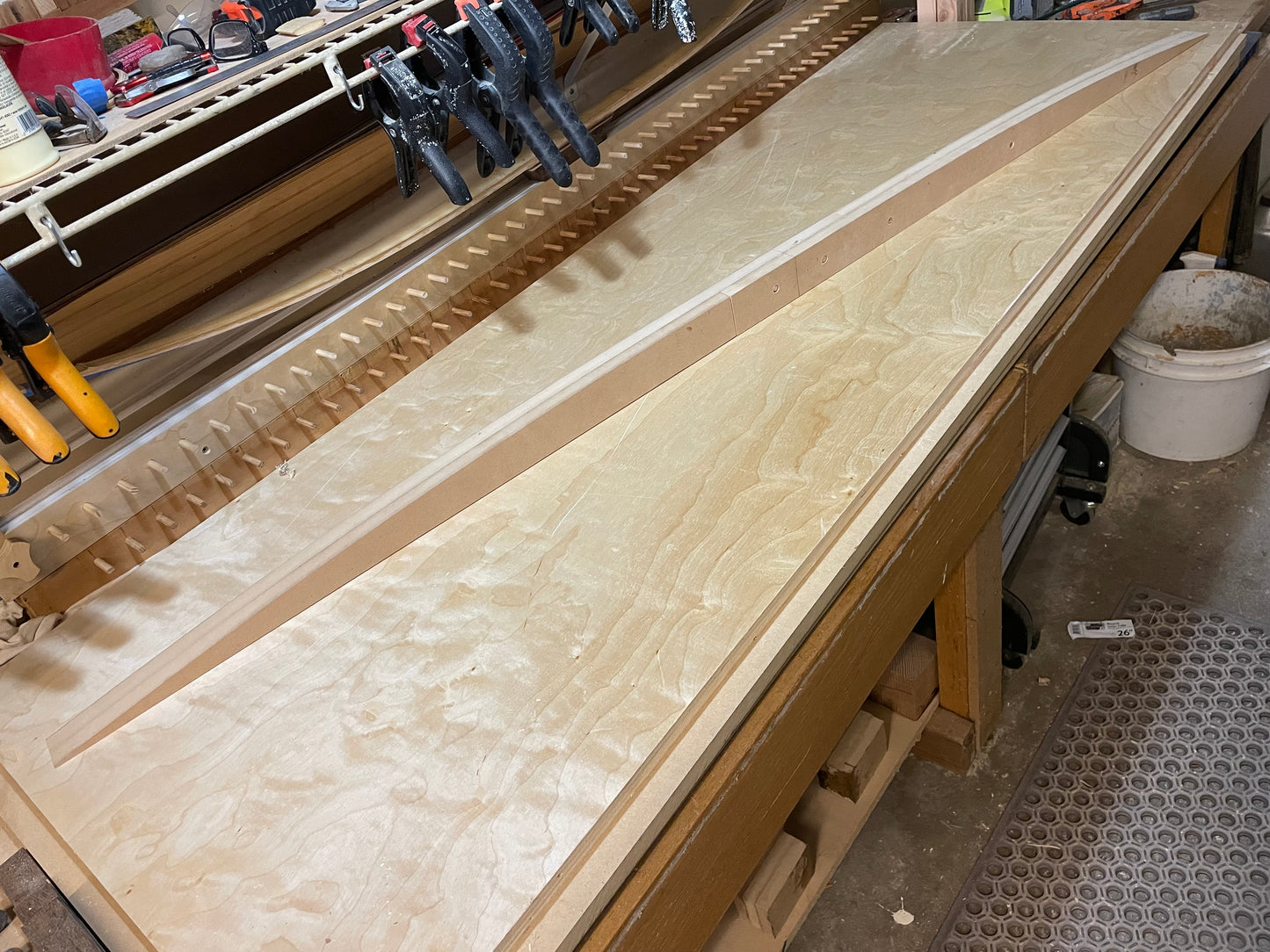 Reflex Bow Mold