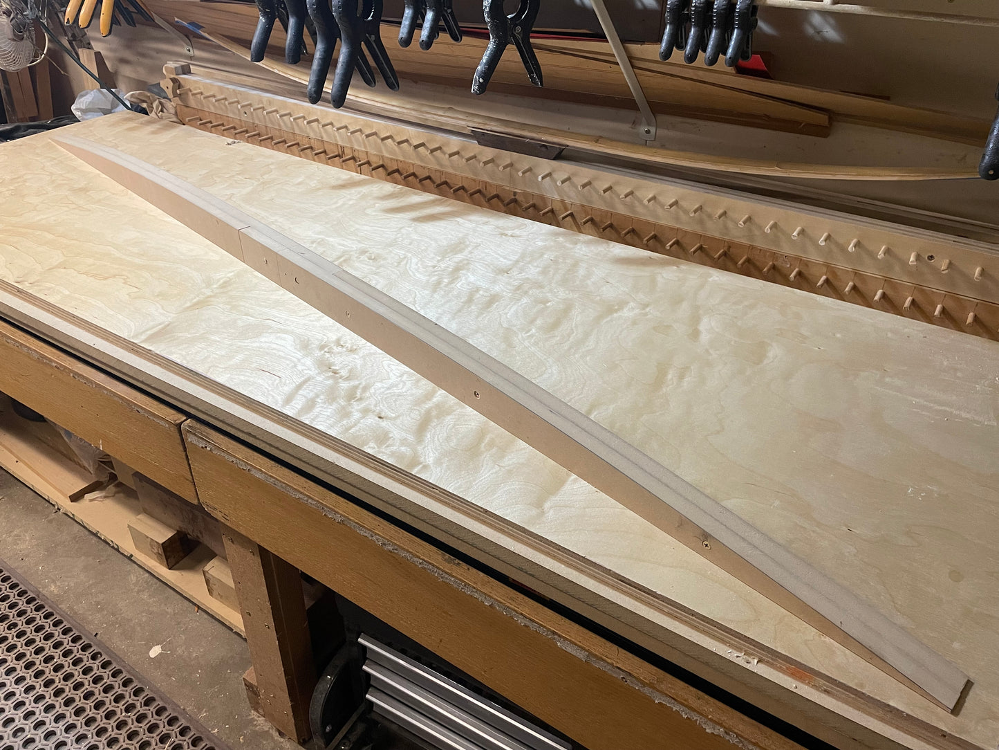 Reflex Bow Mold